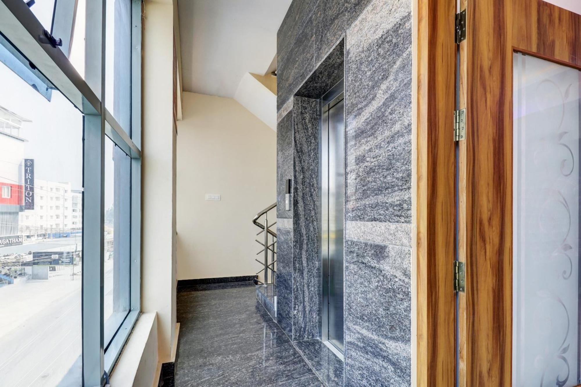 Hotel O Aishwarya Comfort Bangalore Luaran gambar